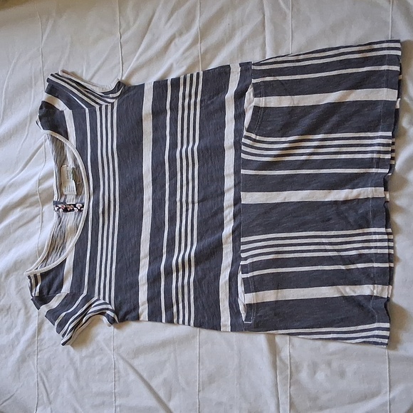 Tops - Gray and white Blouse